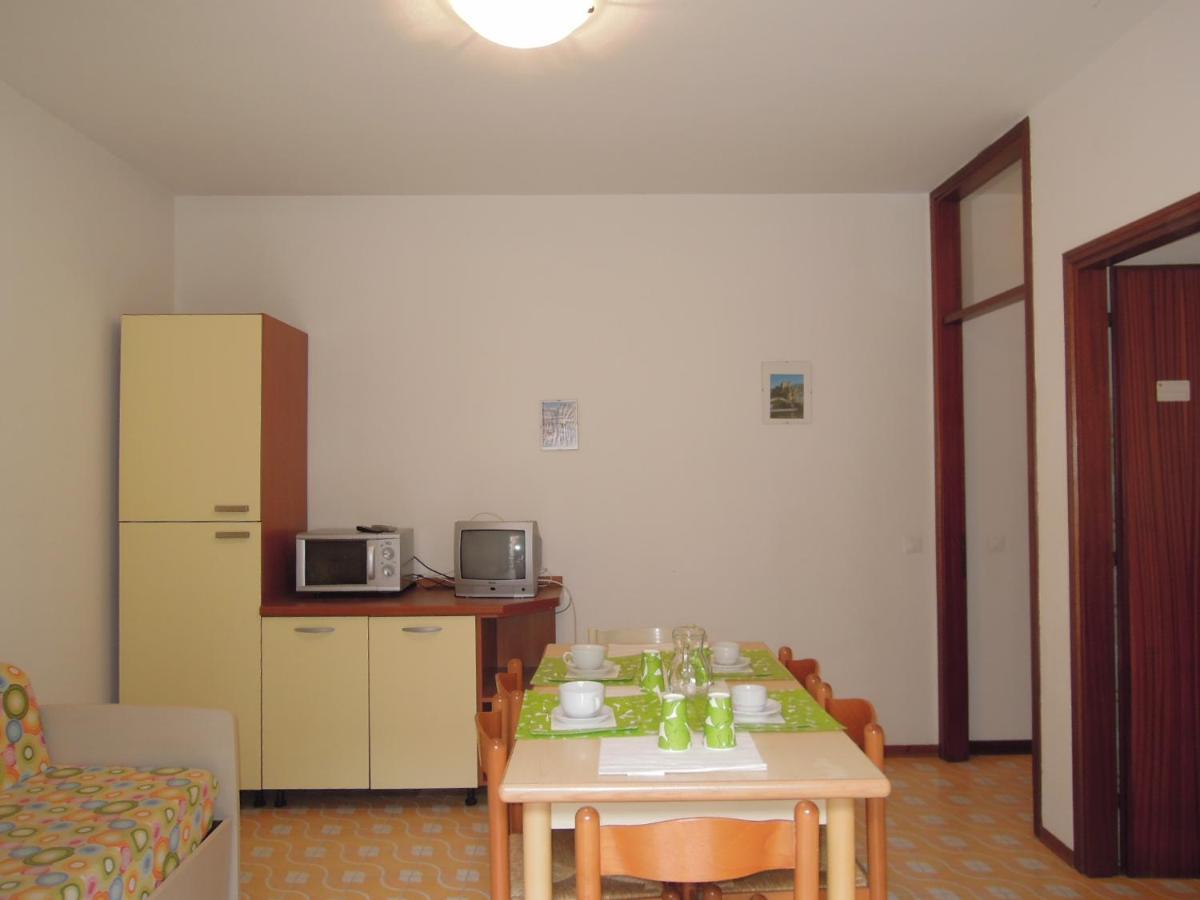 ביביונה Villa Mery מראה חיצוני תמונה