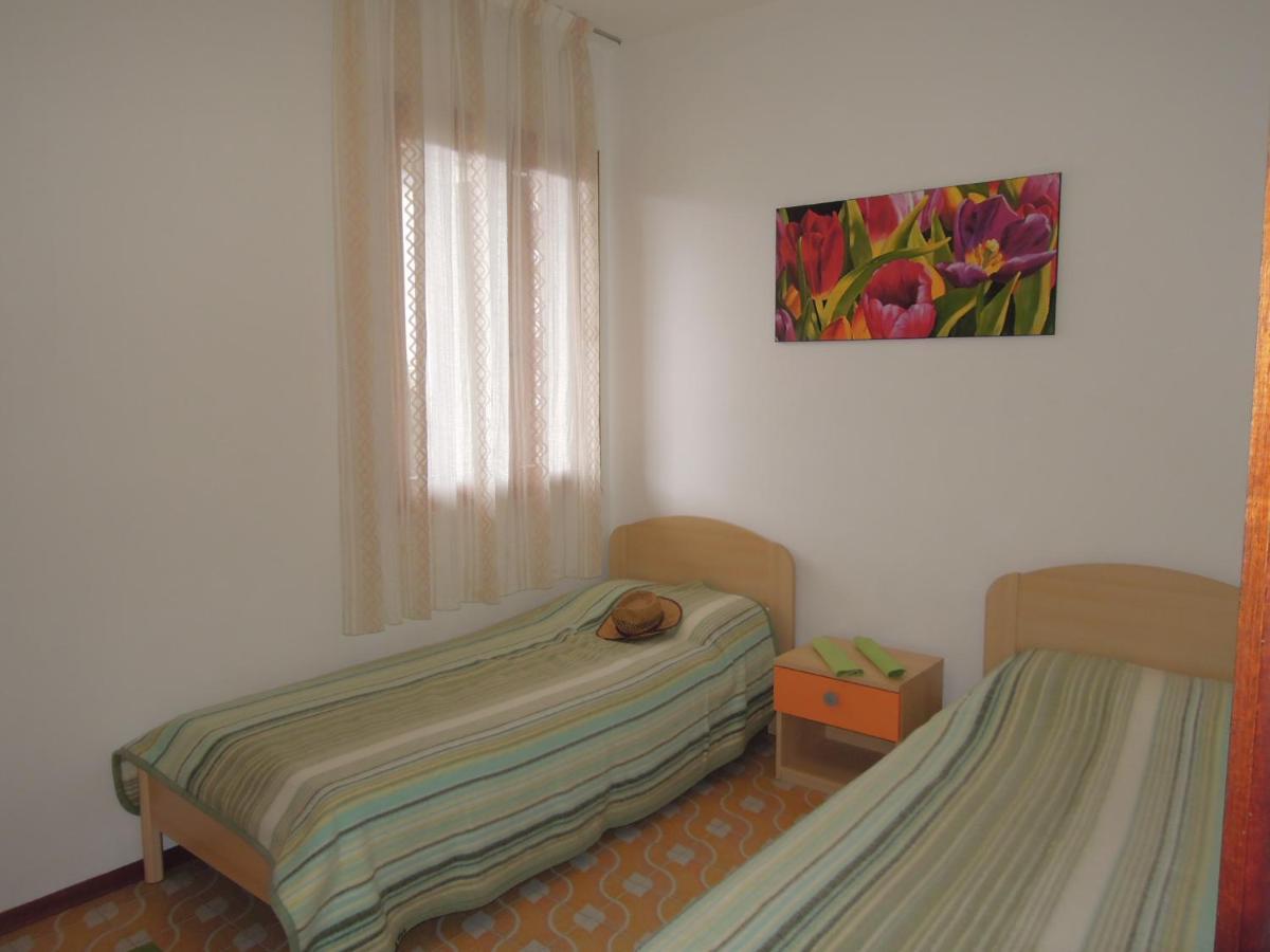 ביביונה Villa Mery מראה חיצוני תמונה